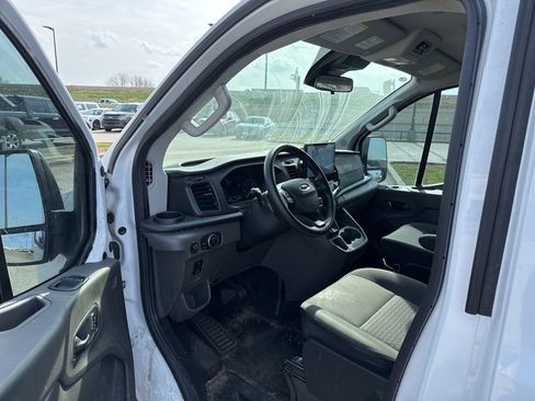 Used 2023 Ford Transit 350 XLT image 19