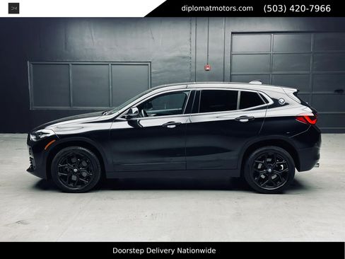 Used 2023 BMW X2 xDrive28i w/ Premium Package AWD/4WD image 3