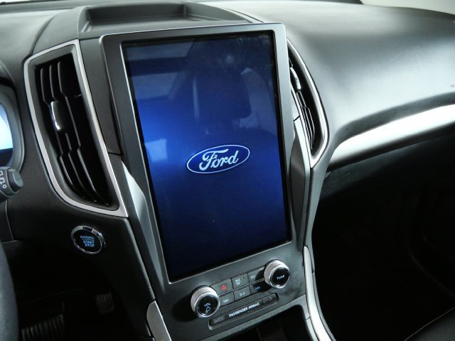 Certified 2024 Ford Edge SEL w/ Convenience Package AWD/4WD image 18