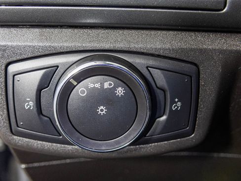 Used 2016 Ford Fusion SE FWD image 31