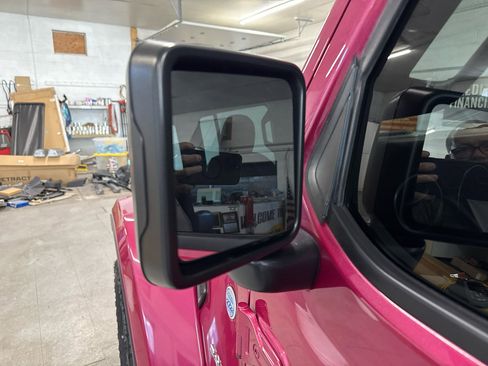 Used 2021 Jeep Wrangler Unlimited Sahara w/ Cold Weather Group image 92