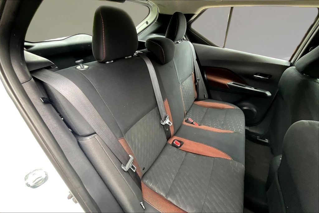 Used 2024 Nissan Kicks SR FWD image 23