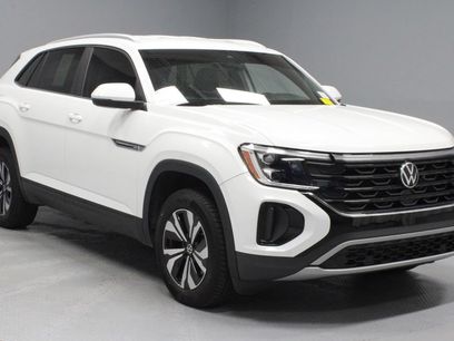 Used 2024 Volkswagen Atlas Cross Sport SE