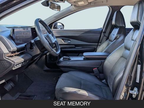 Used 2023 Nissan Ariya FWD image 14