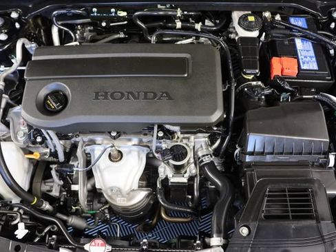 Used 2025 Honda Civic Sport image 23