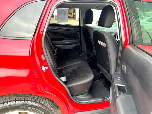 Used 2015 Mitsubishi Outlander Sport ES image 11