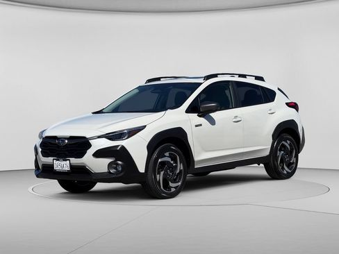 Used 2026 Subaru Crosstrek 2.5i Limited AWD/4WD image 4