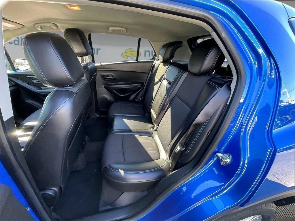 Used 2015 Chevrolet Trax LT w/ LT Plus Package AWD/4WD image 15