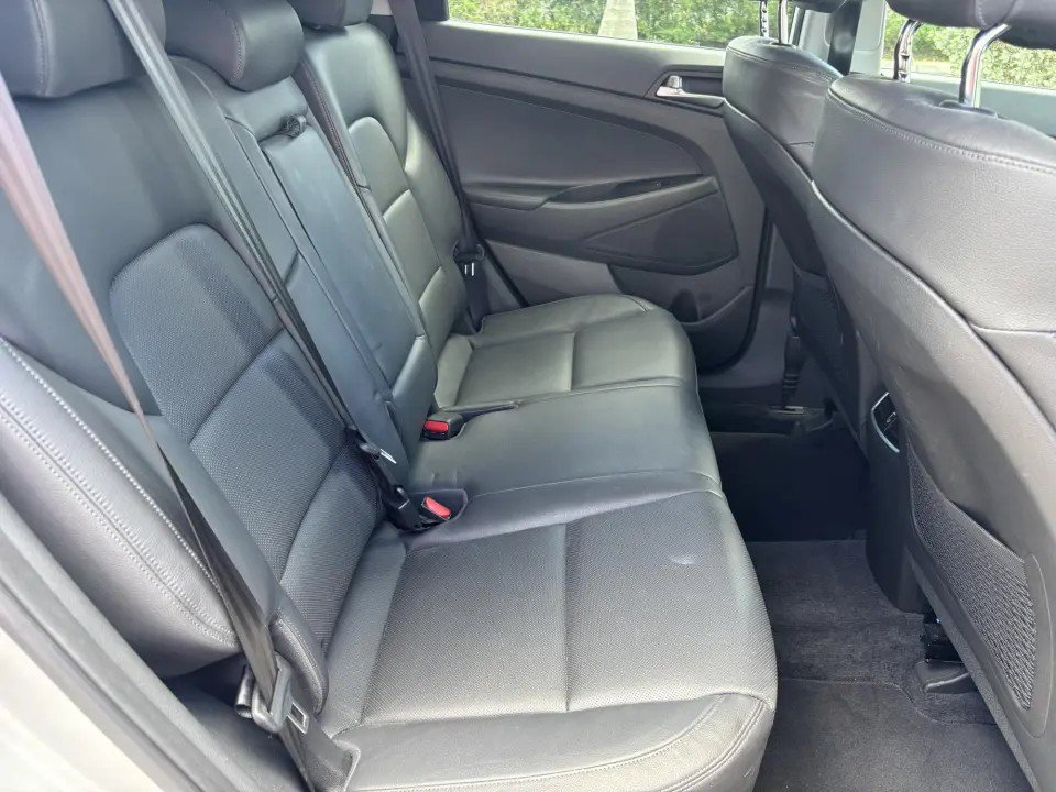 Used 2016 Hyundai Tucson Limited FWD image 17