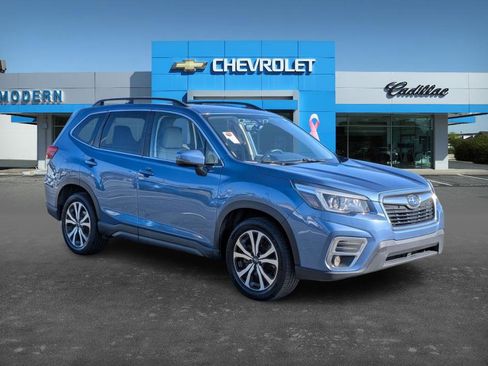 Used 2020 Subaru Forester Limited w/ Popular Package #3 image 7