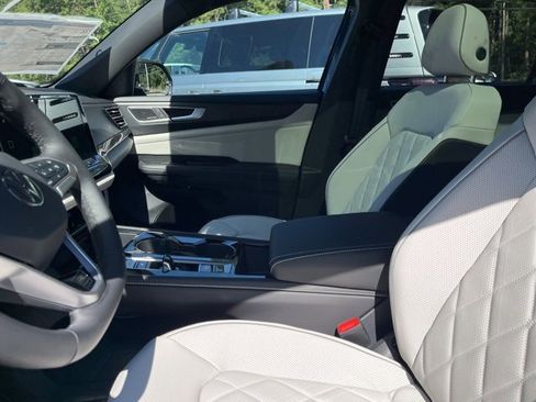 New 2026 Volkswagen Atlas Cross Sport SEL Premium R-Line image 9