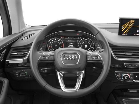 Used 2017 Audi Q7 3.0T Premium Plus w/ Premium Plus Package AWD/4WD image 7