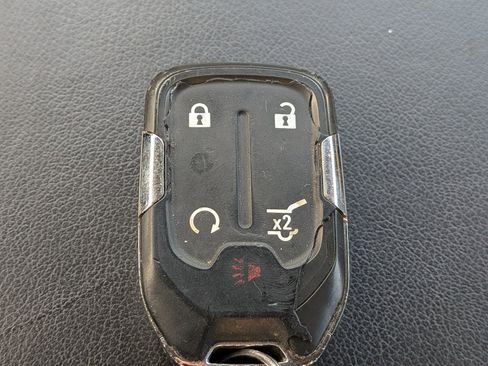 Used 2018 GMC Acadia Denali w/ Technology Package image 34