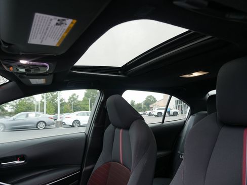 Used 2023 Toyota Corolla SE image 22