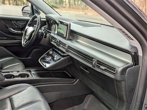 Used 2022 Lincoln Corsair FWD w/ Premium Package image 39