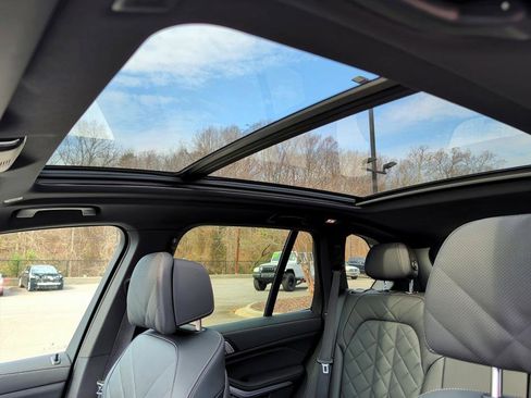 Used 2025 BMW X5 xDrive40i image 27