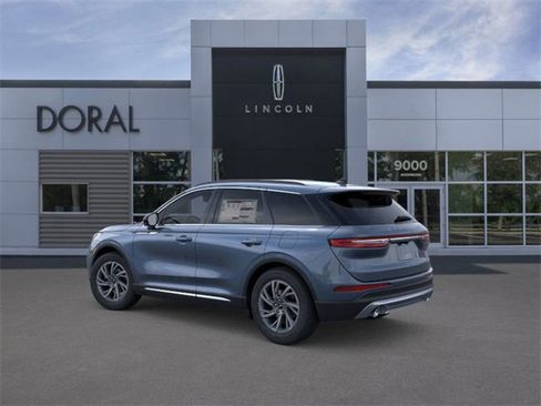 New 2026 Lincoln Corsair Premiere image 4