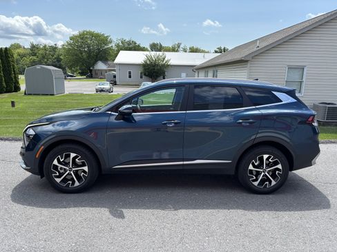 Used 2023 Kia Sportage EX AWD/4WD image 7