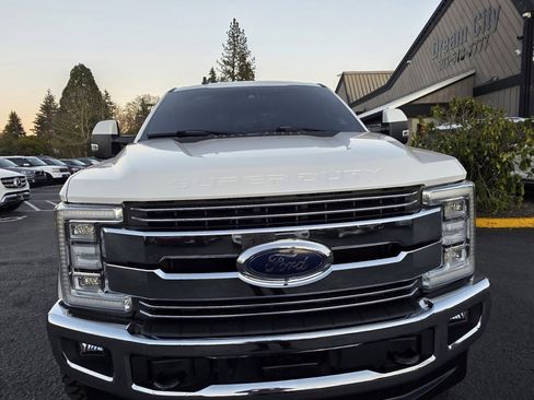 Used 2019 Ford F350 Lariat w/ Lariat Ultimate Package image 8