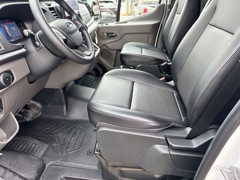 New 2026 Ford Transit 250 148 Medium Roof w/ Load Area Protection Package image 9