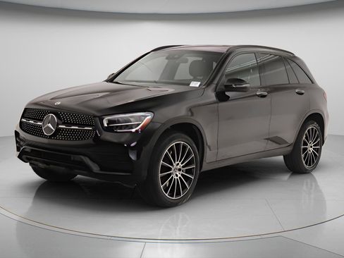 Certified 2022 Mercedes-Benz GLC 300 image 3
