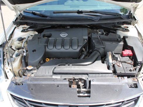 Used 2011 Nissan Altima 2.5 S w/ 2.5S Premium Pkg FWD image 14