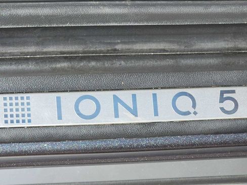Used 2023 Hyundai Ioniq 5 Limited AWD/4WD image 11