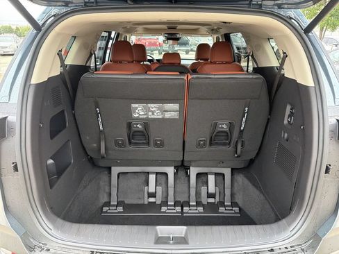 New 2026 Kia Carnival SX FWD image 23