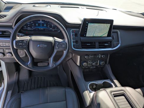 Used 2022 Chevrolet Tahoe RST w/ Luxury Package image 17