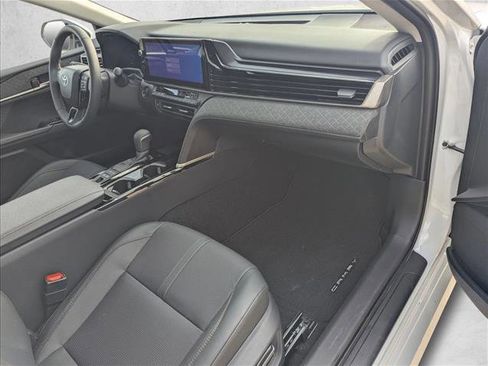 Used 2026 Toyota Camry XLE image 19