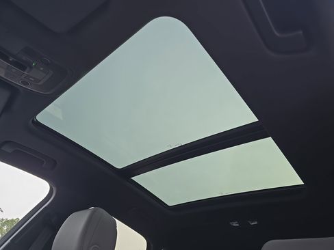 Used 2024 Audi Q3 2.0T Premium Plus w/ Premium Plus Package image 29