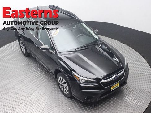 Used 2022 Subaru Outback AWD/4WD image 3