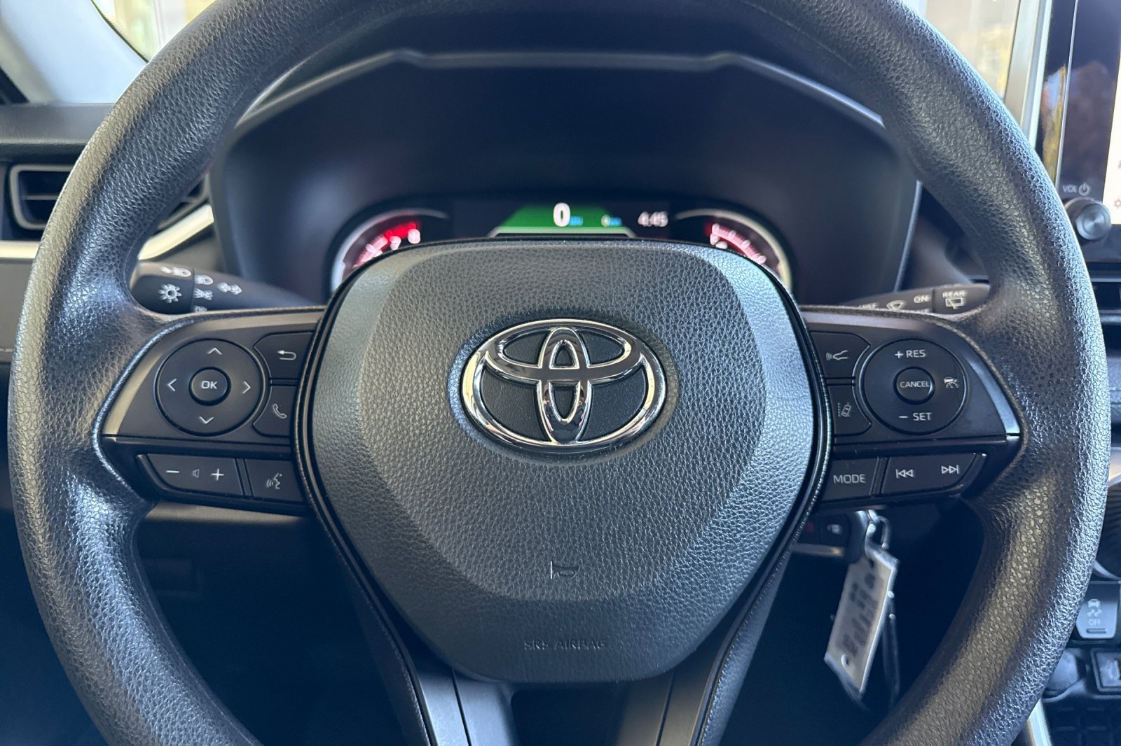 Certified 2025 Toyota RAV4 LE AWD/4WD image 22