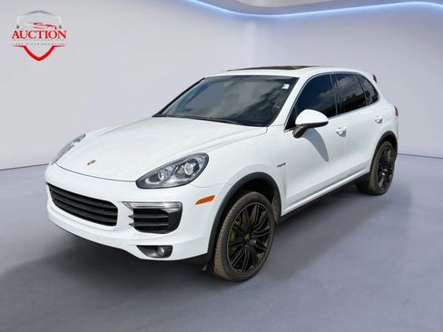 Used 2016 Porsche Cayenne S w/ Premium Package image 1