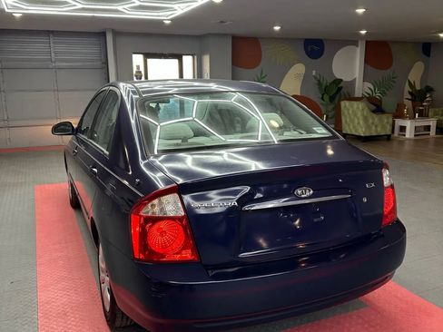 Used 2006 Kia Spectra EX image 4