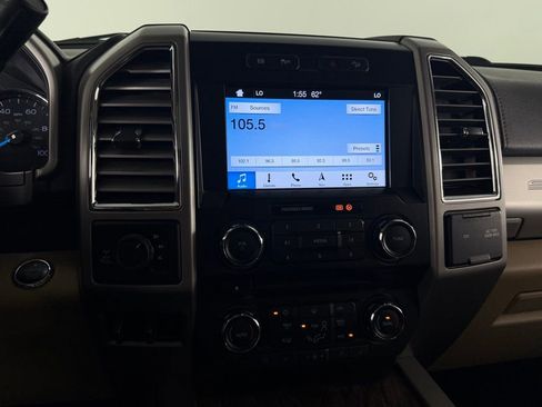 Used 2017 Ford F250 Lariat w/ Lariat Ultimate Package image 18