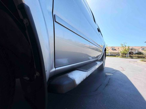 Used 2003 Nissan Pathfinder SE w/ SE Popular Pkg image 10