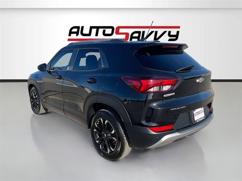 Used 2021 Chevrolet TrailBlazer LT w/ Convenience Package image 5