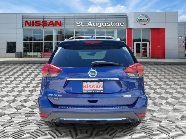 Used 2019 Nissan Rogue S w/ Special Edition Package FWD image 3