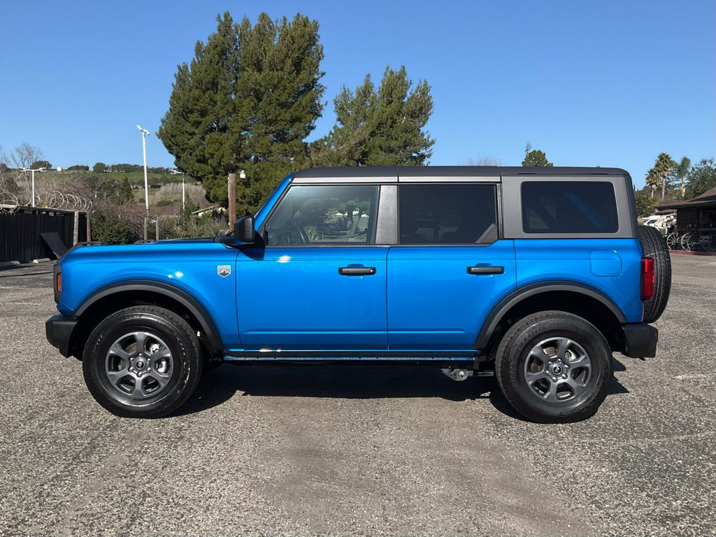 Used 2025 Ford Bronco Big Bend AWD/4WD image 3