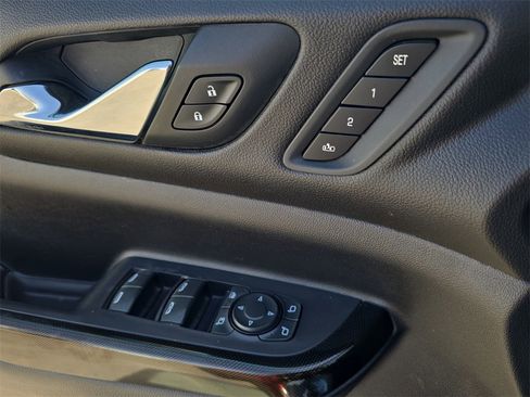 Used 2021 GMC Acadia AT4 w/ Technology Package image 29