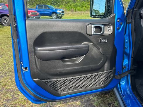 Certified 2021 Jeep Wrangler Unlimited Sport S image 17