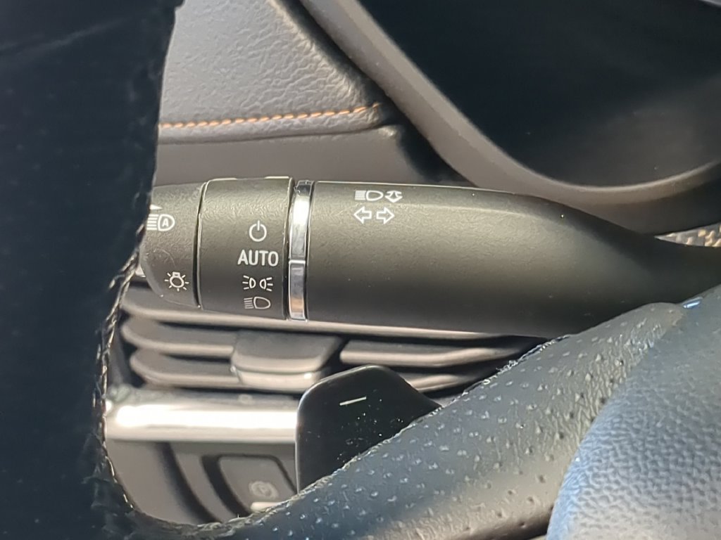 Used 2023 Cadillac XT4 Sport AWD/4WD image 33