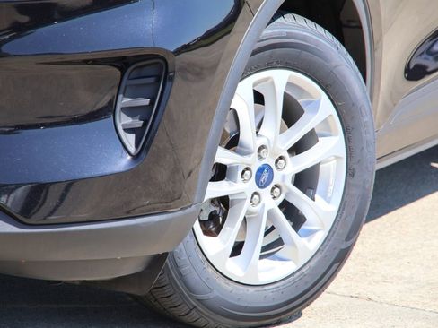 Used 2022 Ford Escape SE image 27