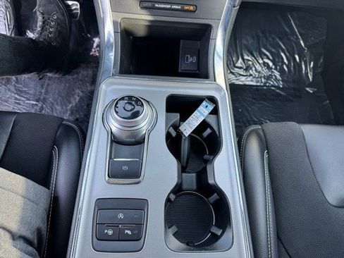 Used 2022 Ford Edge ST w/ Equipment Group 401A image 25