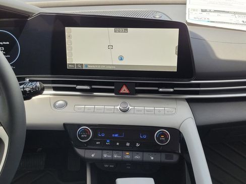 New 2026 Hyundai Elantra Limited FWD image 20