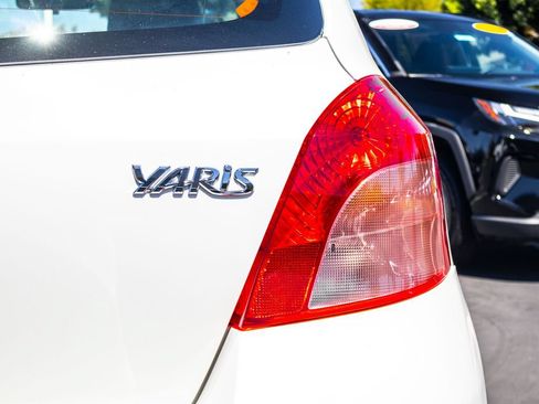 Used 2008 Toyota Yaris 2-Door Hatchback FWD image 10