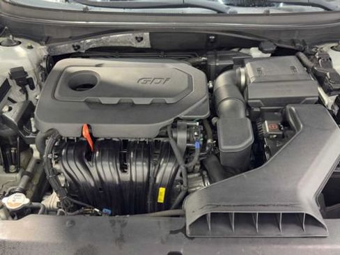 Used 2018 Hyundai Sonata SE FWD image 33