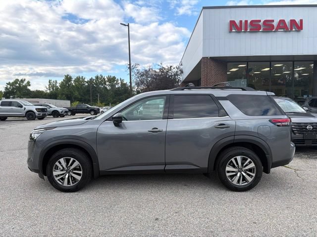 New 2026 Nissan Pathfinder SL AWD/4WD image 8