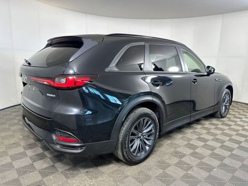 Used 2025 MAZDA CX-70 3.3 Turbo w/ Preferred Package AWD/4WD image 3